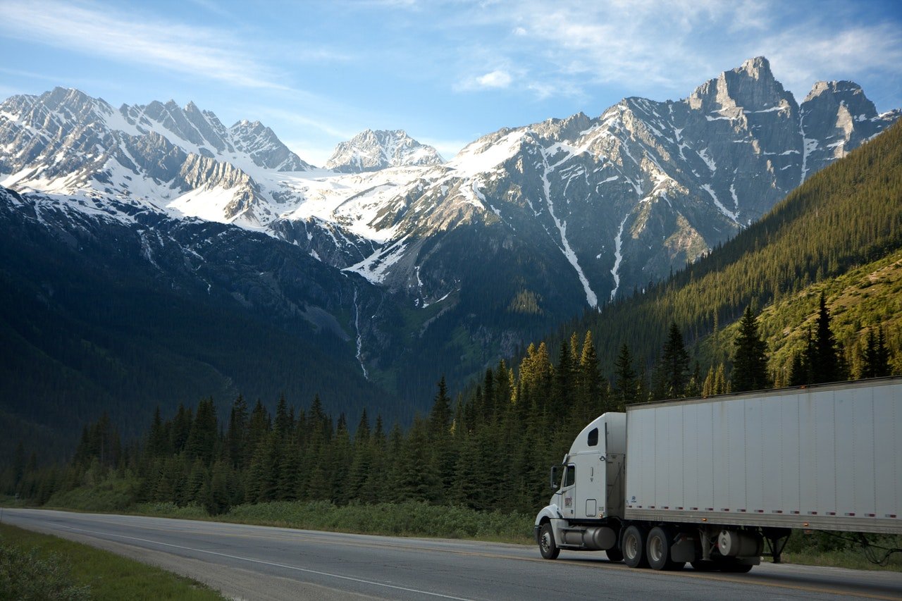New Electronic Logging Device Rule & Corporate Relocation