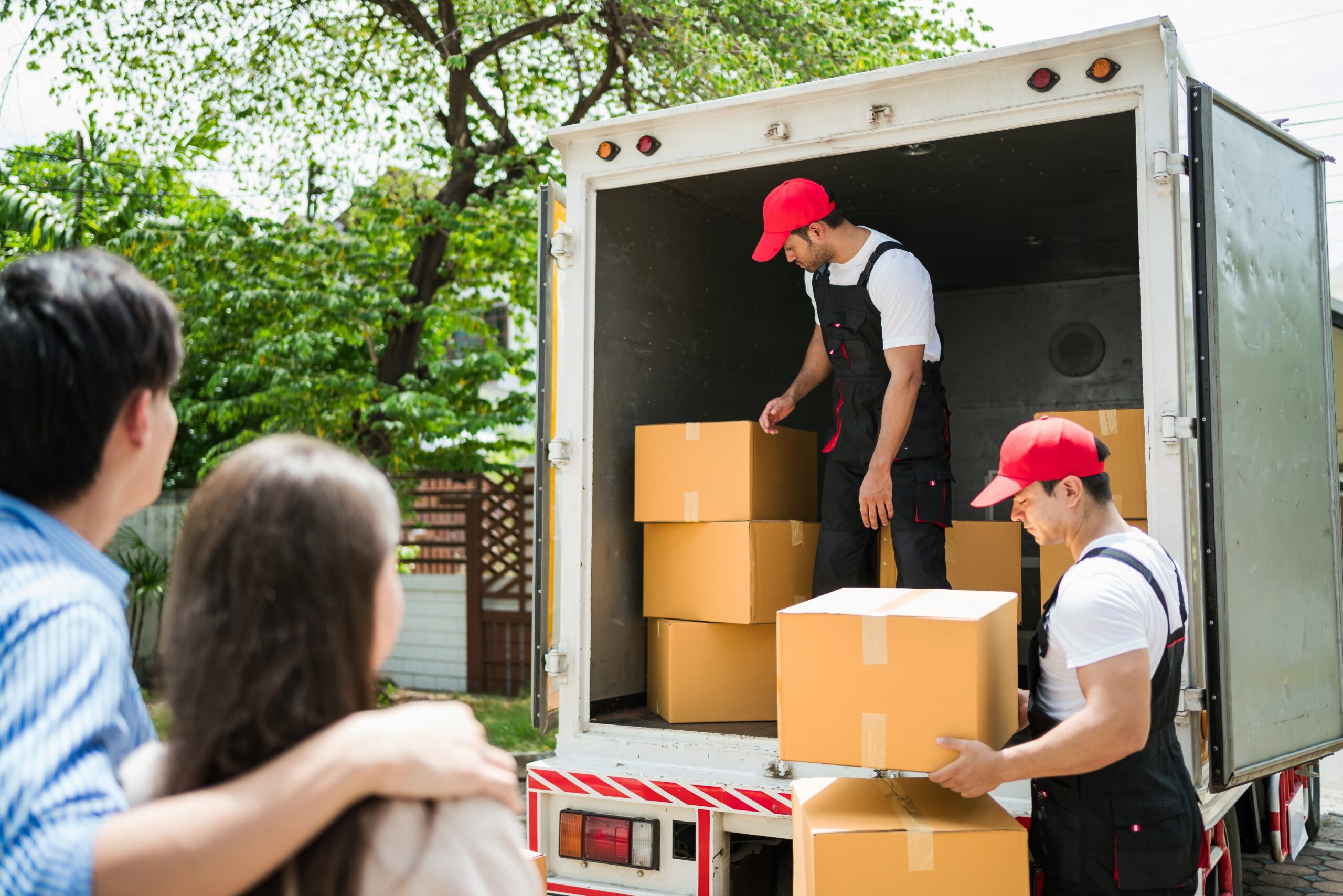 Managed relocation services provide a more structured and organized solution.