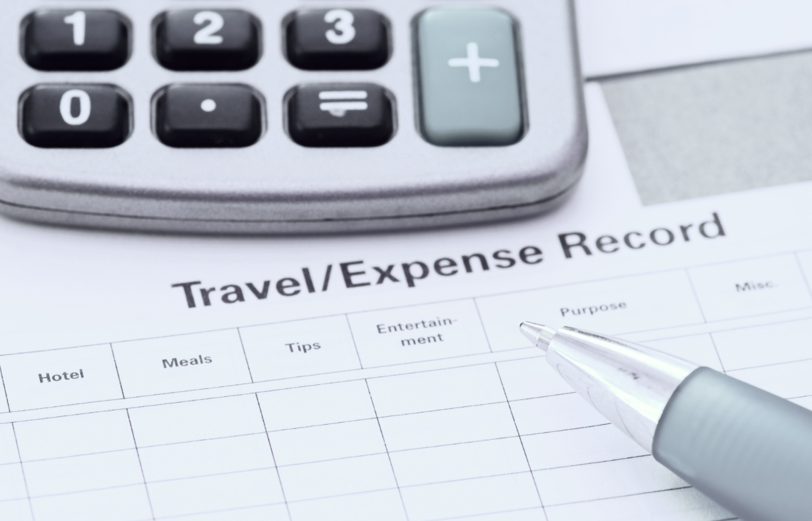 Pros and Cons of Relocation Reimbursement