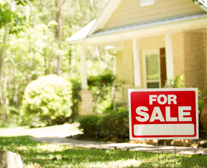 Pros and cons to selling a house to a relocation company via a home buyout package